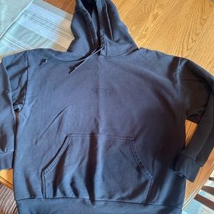 Seint Beauty giddier sweatshirt size large